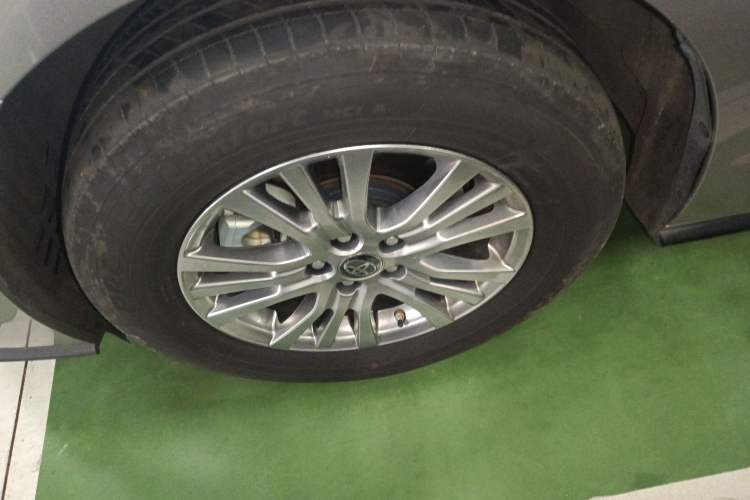 Used Toyota SIENNA 2023 2.5L Hybrid Luxury Edition Exterior 7