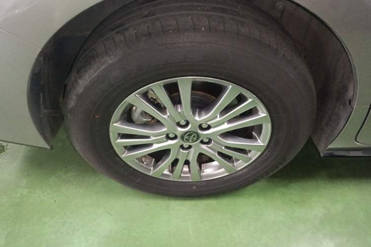 Used Toyota SIENNA 2023 2.5L Hybrid Luxury Edition Exterior 8