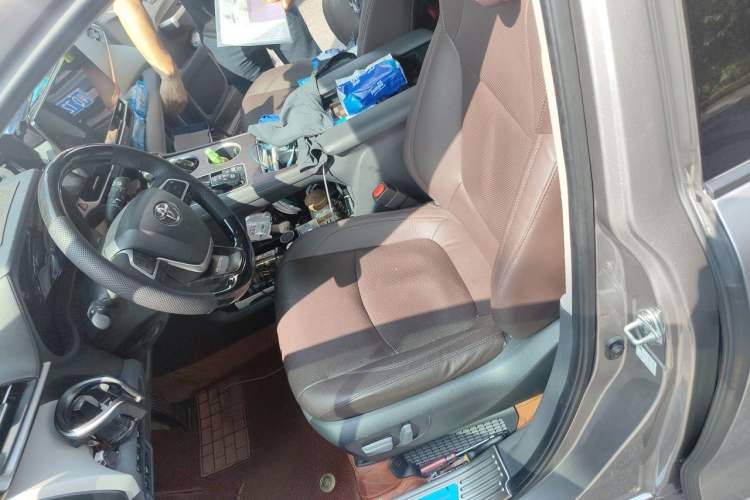 Used Toyota SIENNA 2023 2.5L Hybrid Comfort Edition Left Front Seat