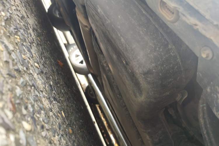 Used Toyota SIENNA 2023 2.5L Hybrid Comfort Edition Chassis Rear Left