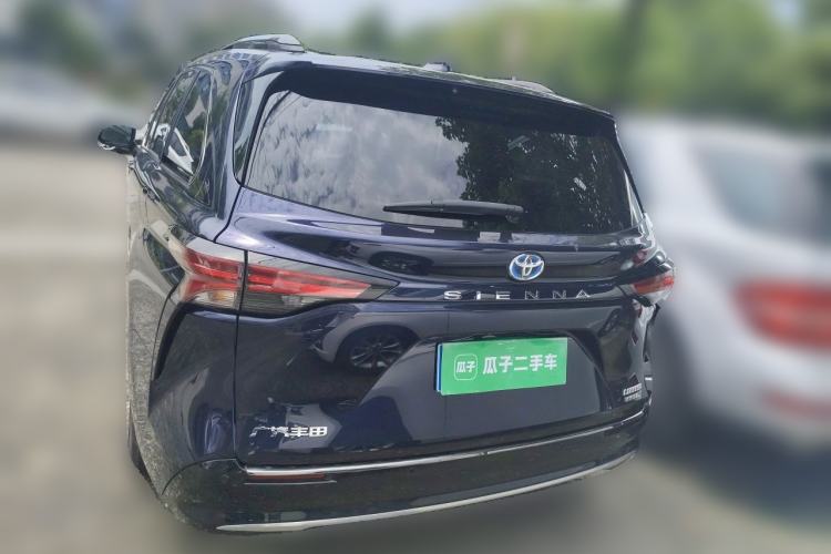 Used Toyota SIENNA 2023 2.5L Hybrid Comfort Edition Rear