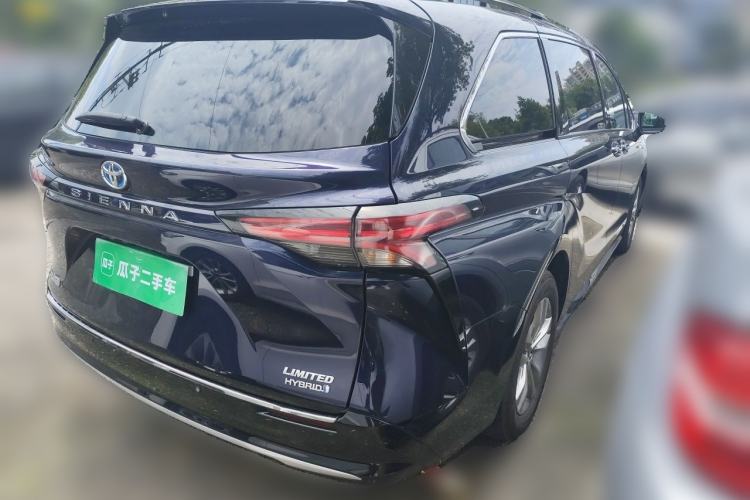 Used Toyota SIENNA 2023 2.5L Hybrid Comfort Edition Rear Right 45 Deg
