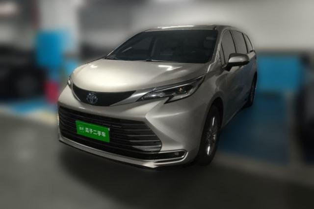 Used Toyota SIENNA 2023 2.5L Hybrid Luxury Edition