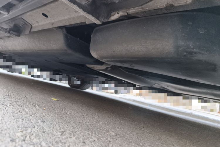 Used Toyota SIENNA 2023 2.5L Hybrid Luxury Edition Chassis Front Left