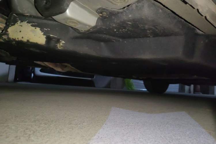 Used Toyota SIENNA 2023 2.5L Hybrid Comfort Edition Chassis Front Left