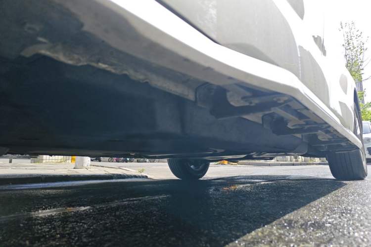 Used Toyota SIENNA 2023 2.5L Hybrid Luxury Edition Chassis Front Left