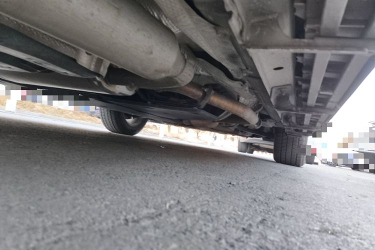 Used Toyota SIENNA 2023 2.5L Hybrid Luxury Edition Chassis Front Right