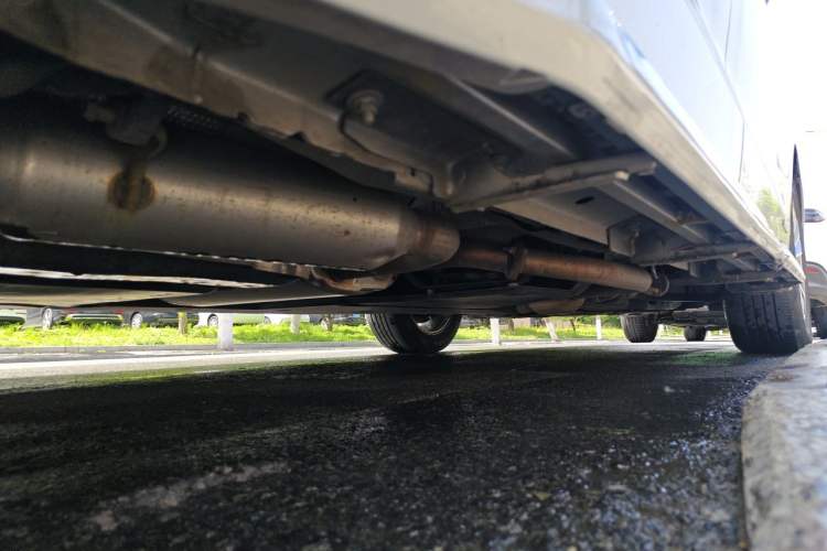 Used Toyota SIENNA 2023 2.5L Hybrid Luxury Edition Chassis Rear Right