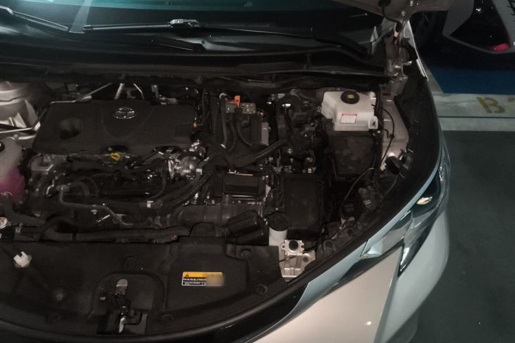 Used Toyota SIENNA 2023 2.5L Hybrid Luxury Edition Engine Bay Left