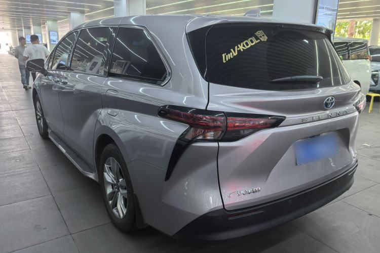 Used Toyota SIENNA 2023 2.5L Hybrid Comfort Edition Exterior 4