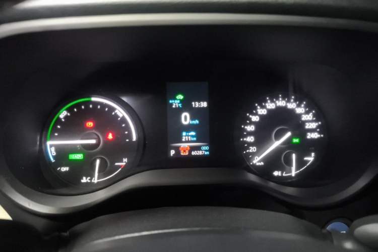 Used Toyota SIENNA 2023 2.5L Hybrid Luxury Edition Instrument Cluster