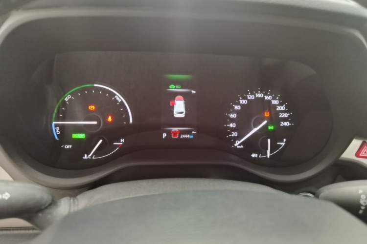 Used Toyota SIENNA 2023 2.5L Hybrid Luxury Edition Instrument Cluster