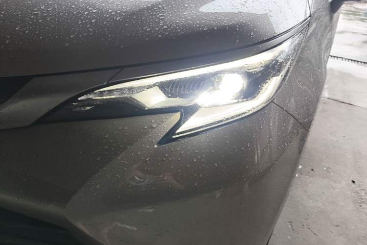 Used Toyota SIENNA 2023 2.5L Hybrid Luxury Edition Left Front Headlight