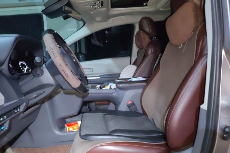 Used Toyota SIENNA 2023 2.5L Hybrid Comfort Edition Left Front Seat