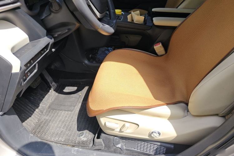 Used Toyota SIENNA 2023 2.5L Hybrid Luxury Edition Left Front Seat