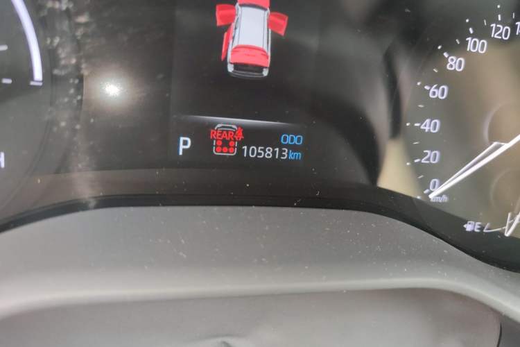 Used Toyota SIENNA 2023 2.5L Hybrid Deluxe Edition Odometer Close Up