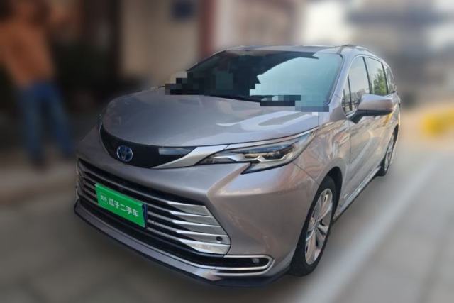 Used Toyota SIENNA 2023 2.5L Hybrid Platinum Edition