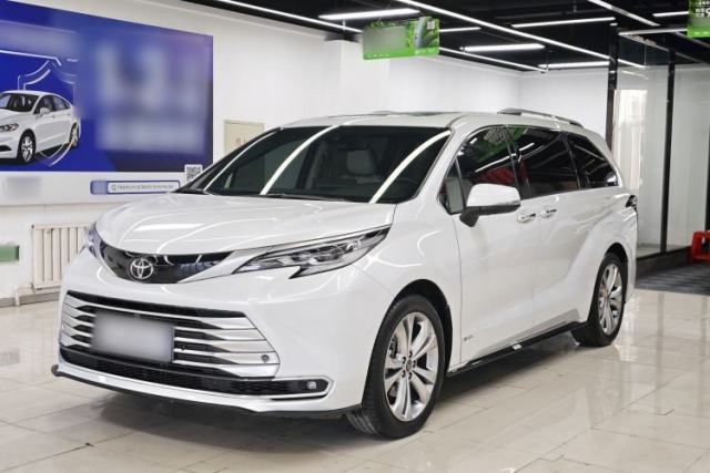 Used Toyota SIENNA 2023 2.5L Hybrid Platinum Edition