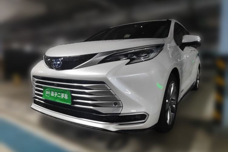Used Toyota SIENNA 2023 Updated Version 2.5L Hybrid Platinum Edition Guazi used car, China used car export, Used car for sale, Used cars, Cheapest cars for sale