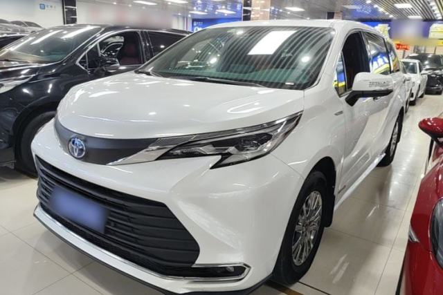Used Toyota SIENNA 2023 2.5L Hybrid Comfort Edition