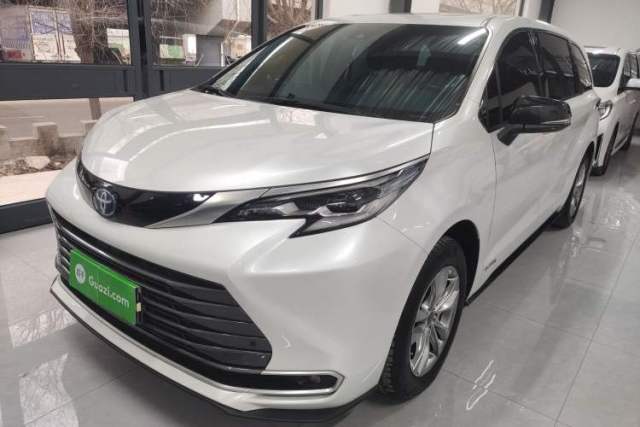 Used Toyota SIENNA 2023 2.5L Hybrid Luxury Edition
