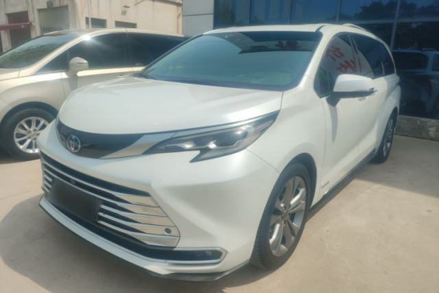 Used Toyota SIENNA 2023 2.5L Hybrid Platinum Edition