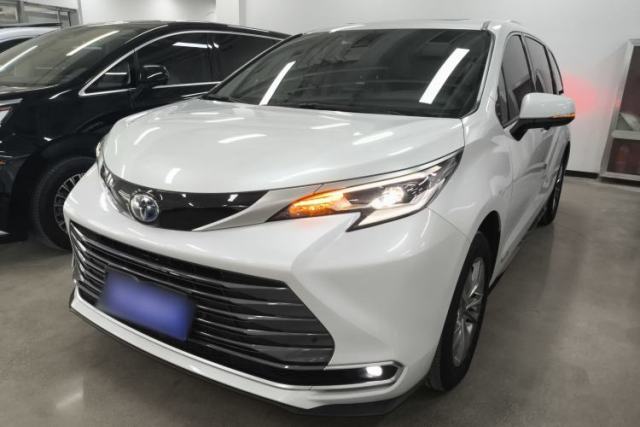 Used Toyota SIENNA 2023 2.5L Hybrid Luxury Edition