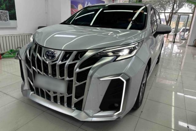 Used Toyota SIENNA 2023 2.5L Hybrid Comfort Edition