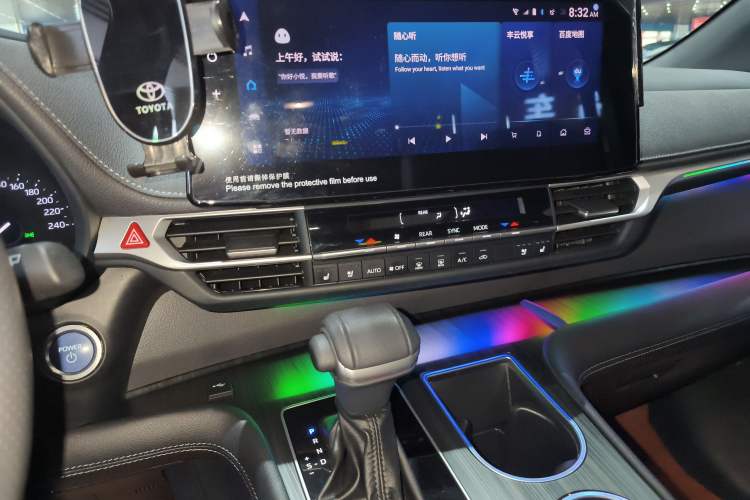 Used Toyota SIENNA 2023 2.5L Hybrid Deluxe Edition Audio And AC Panel