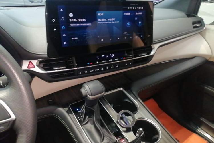 Used Toyota SIENNA 2023 2.5L Hybrid Deluxe Edition Audio And AC Panel