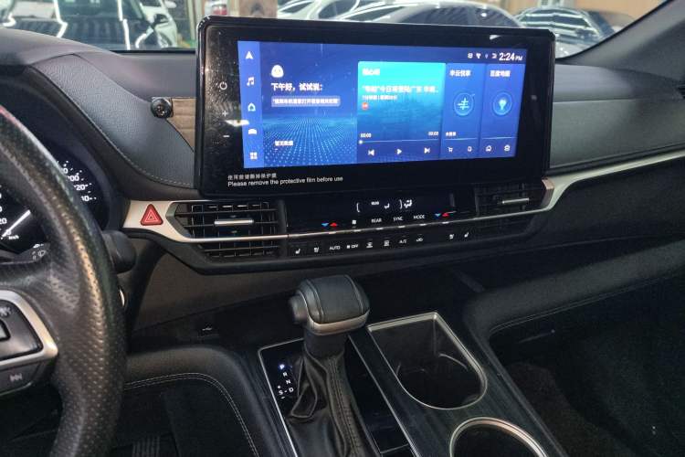 Used Toyota SIENNA 2023 2.5L Hybrid Deluxe Edition Audio And AC Panel