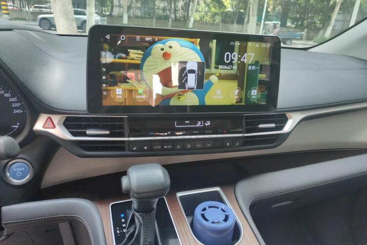 Used Toyota SIENNA 2023 2.5L Hybrid Comfort Edition Audio And AC Panel