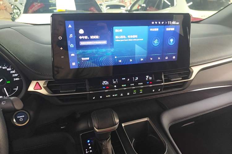 Used Toyota SIENNA 2023 2.5L Hybrid Deluxe Edition Audio And AC Panel