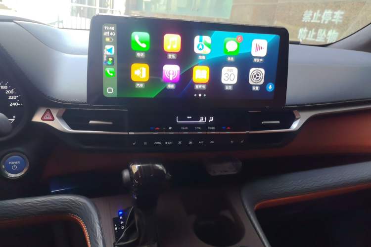 Used Toyota SIENNA 2023 2.5L Hybrid Luxury Welfare Edition Audio And AC Panel