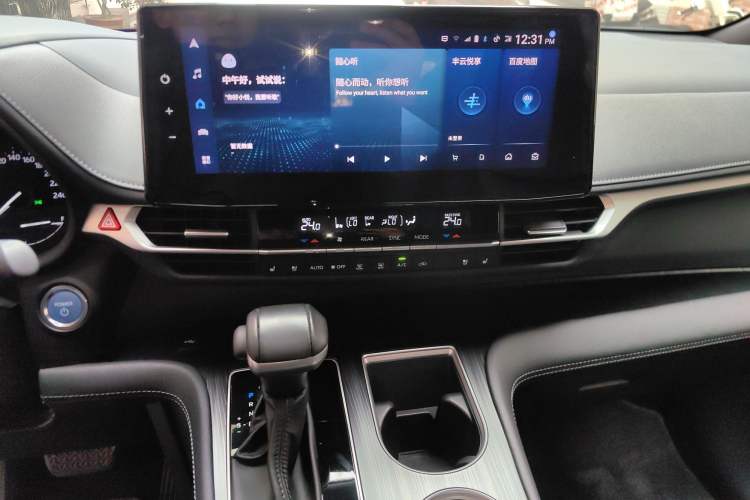 Used Toyota SIENNA 2023 2.5L Hybrid Deluxe Edition Audio And AC Panel