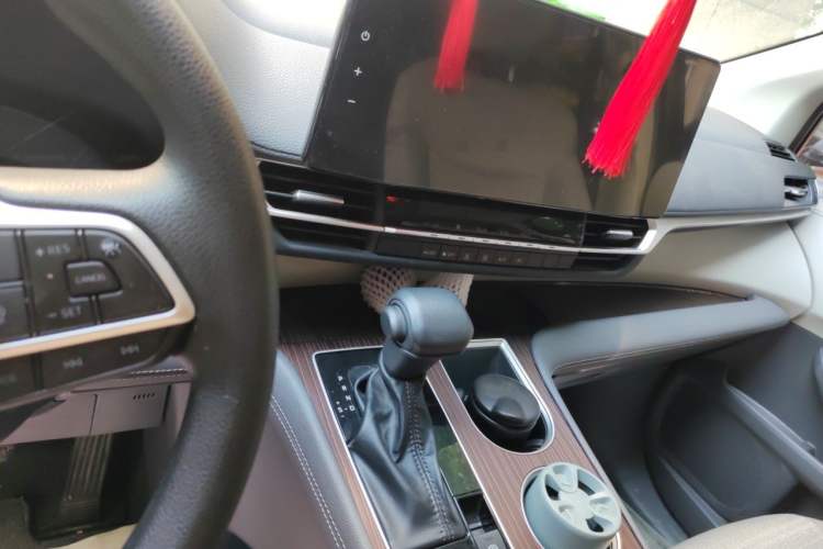 Used Toyota SIENNA 2023 2.5L Hybrid Comfort Edition Audio And AC Panel