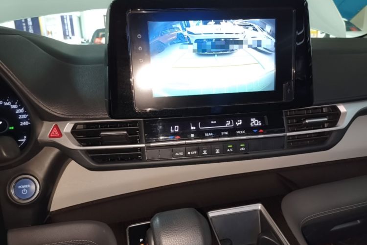Used Toyota SIENNA 2023 2.5L Hybrid Comfort Edition Audio And AC Panel