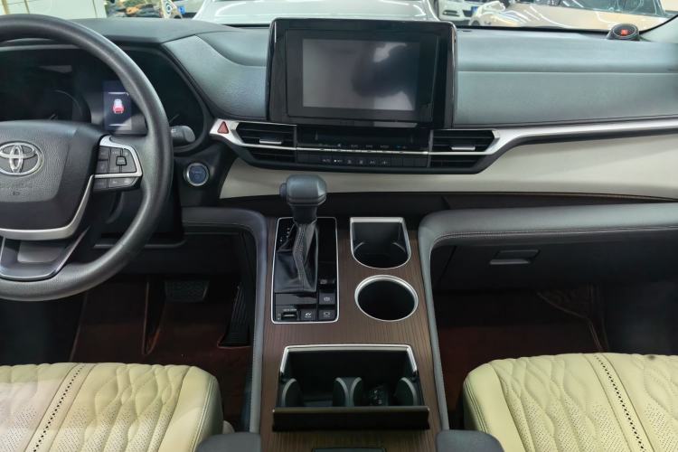 Used Toyota SIENNA 2023 2.5L Hybrid Comfort Edition Audio And AC Panel