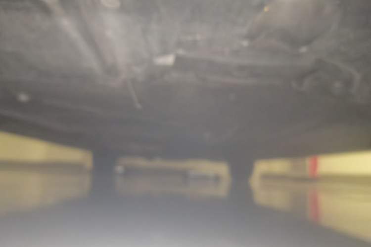 Used Toyota SIENNA 2023 2.5L Hybrid Deluxe Edition Chassis Front