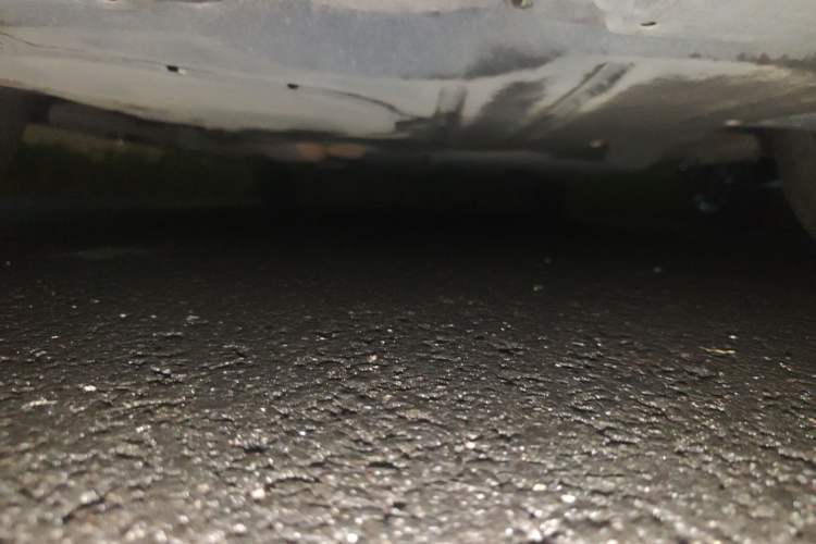Used Toyota SIENNA 2023 2.5L Hybrid Comfort Edition Chassis Front