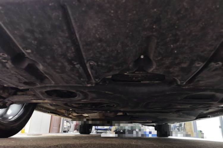 Used Toyota SIENNA 2023 2.5L Hybrid Comfort Edition Chassis Front