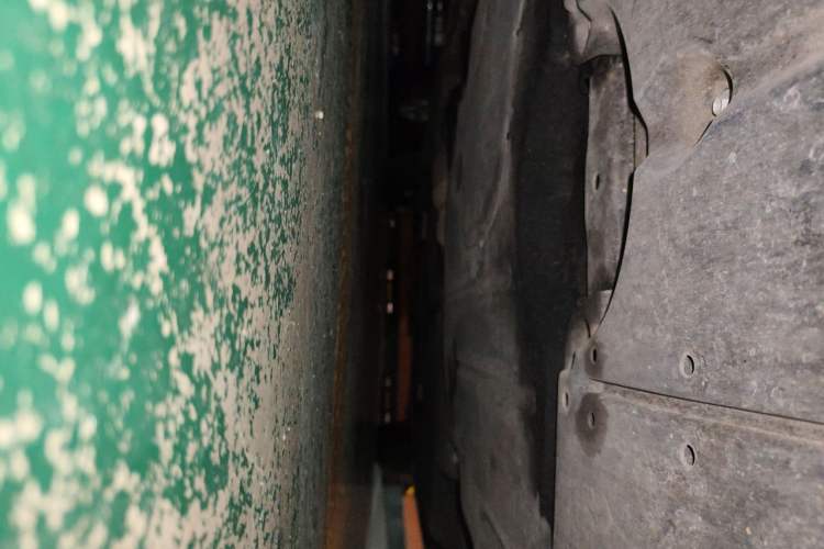 Used Toyota SIENNA 2023 2.5L Hybrid Deluxe Edition Chassis Front