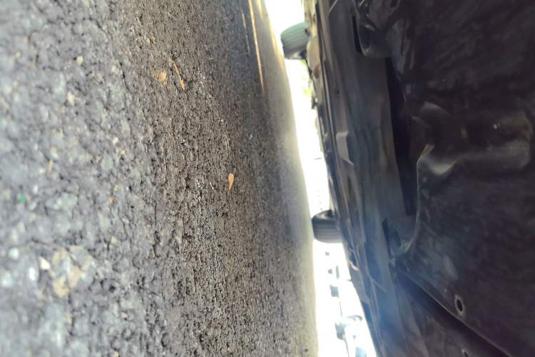 Used Toyota SIENNA 2023 2.5L Hybrid Comfort Edition Chassis Front
