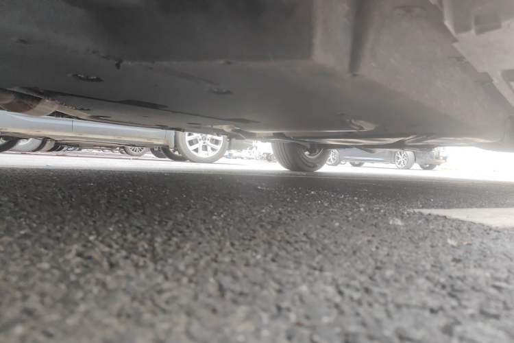 Used Toyota SIENNA 2023 2.5L Hybrid Comfort Edition Chassis Front Left