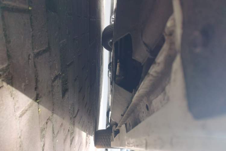 Used Toyota SIENNA 2023 2.5L Hybrid Comfort Edition Chassis Front Left