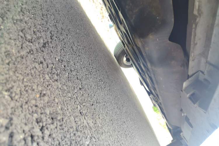Used Toyota SIENNA 2023 2.5L Hybrid Comfort Edition Chassis Front Left
