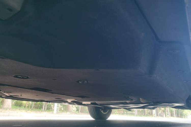 Used Toyota SIENNA 2023 2.5L Hybrid Luxury Edition Chassis Front Left