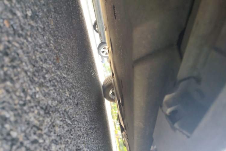 Used Toyota SIENNA 2023 2.5L Hybrid Comfort Edition Chassis Front Left