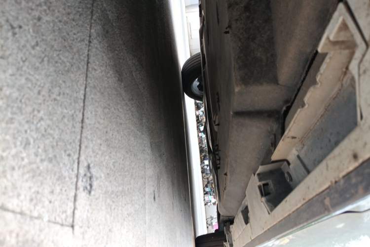 Used Toyota SIENNA 2023 2.5L Hybrid Deluxe Edition Chassis Front Left