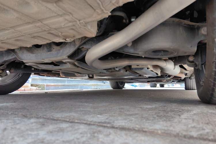 Used Toyota SIENNA 2023 2.5L Hybrid Deluxe Edition Chassis Front Left